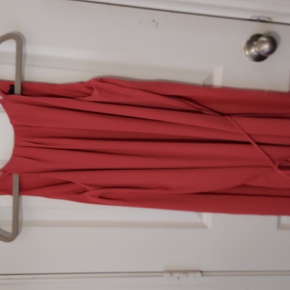 White House Black Market coral dress - Picture 5 of 7